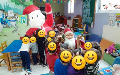 Μύρισε Χριστούγεννα στο Κόκκινο Μπαλόνι