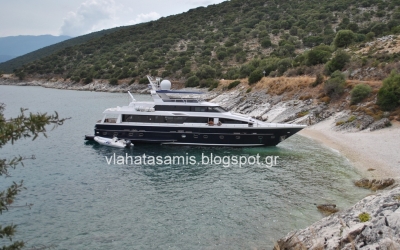 Σάμη: Πρόσκρουση και προσάραξη τουριστικού σκάφους σε αβαθή (εικόνες)