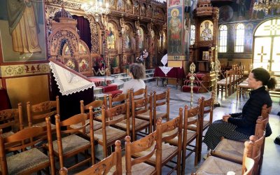 Οι αποφάσεις από την Ιερά Σύνοδο για Χριστούγεννα, Φώτα – Πώς θα αποφευχθεί ο συνωστισμός