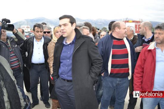 Στην Κεφαλονιά ο Πρόεδρος του ΣΥΡΙΖΑ Αλέξης Τσίπρας - Τα «άκουσε» από τους κατοίκους του Ληξουρίου (ΕΙΚΟΝΕΣ + ΒΙΝΤΕΟ)
