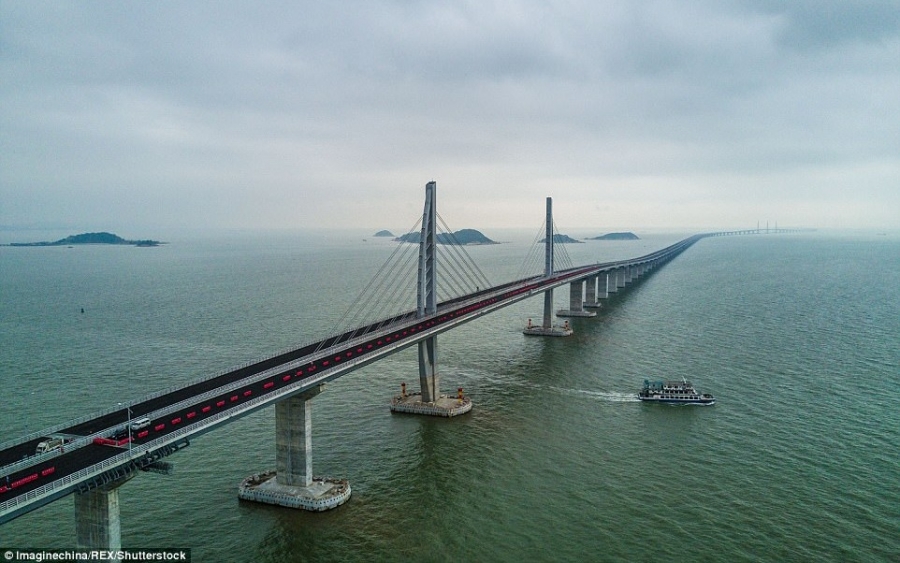 Έτοιμη η μεγαλύτερη θαλάσσια γέφυρα στον κόσμο!