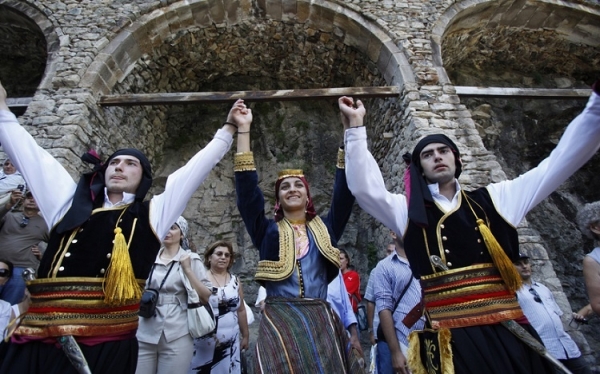 Επιμορφωτικό Σεμινάριο με θέμα: «Ο Παραδοσιακός Χορός σε συνάρτηση με την Μουσική και την Φορεσιά: Θεωρία και Πράξη»