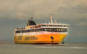 Δεμένα πλοία σε Κεφαλονιά & Ζάκυνθo – Ποια δρομολόγια δεν θα γίνουν