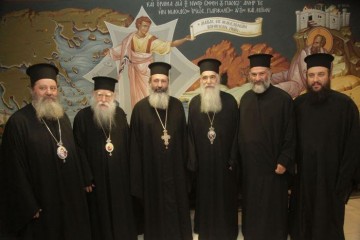 Ο Θεοφιλέστατος Επίσκοπος Κερνίτσης κ.κ. Χρύσανθος Στελλάτος συγχαίρει τον Μητροπολίτη Κεφαλληνίας