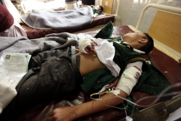 Αθώα παιδιά θυσία στο βωμό των Ταλιμπάν – 126 νεκροί σε στρατιωτικό σχολείο του Πακιστάν – Βομβιστής αυτοκτονίας ανατινάχθηκε σε τάξη με 60 μαθητές