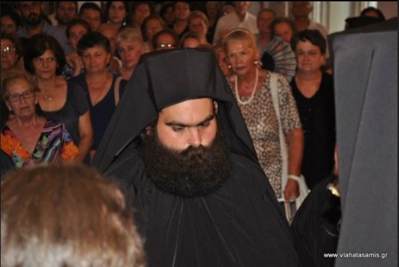 Η κουρά του μοναχού Γεράσιμου (Απόστολου Χαραλαμπάτου) - ΑΝΑΝΕΩΜΕΝΟ+VIDEO