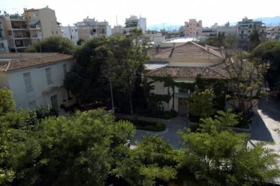 Έκοψαν το ρεύμα στο άσυλο ανιάτων γιατί δεν πλήρωσαν το χαράτσι!