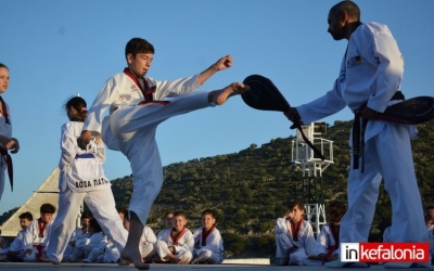 Aπολαυστικές στιγμές Tae kwon do στον μώλο της Αγίας Ευφημίας από τον ΑΣ Ιόνιος Σάμης (εικόνες)