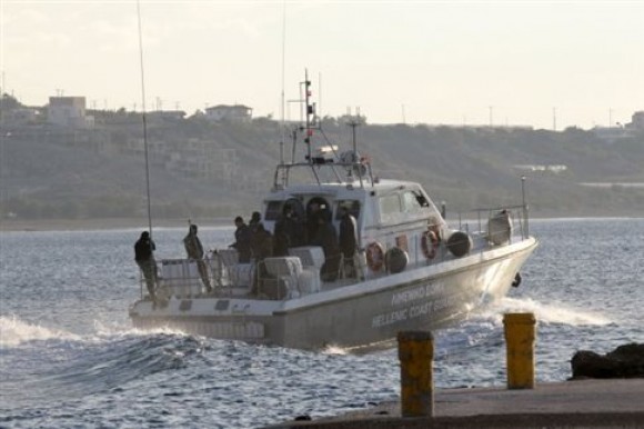 Γυναίκα έχασε τη ζωή της από προσάραξη σκάφους στο Βόλο