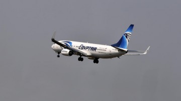 EgyptAir: Βρέθηκαν ανθρώπινα μέλη και προσωπικά αντικείμενα των επιβατών