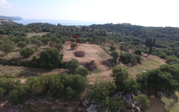 Vinieris Real Estate: Αγροτεμάχιο με πανοραμική θέα στο Τραπεζάκι