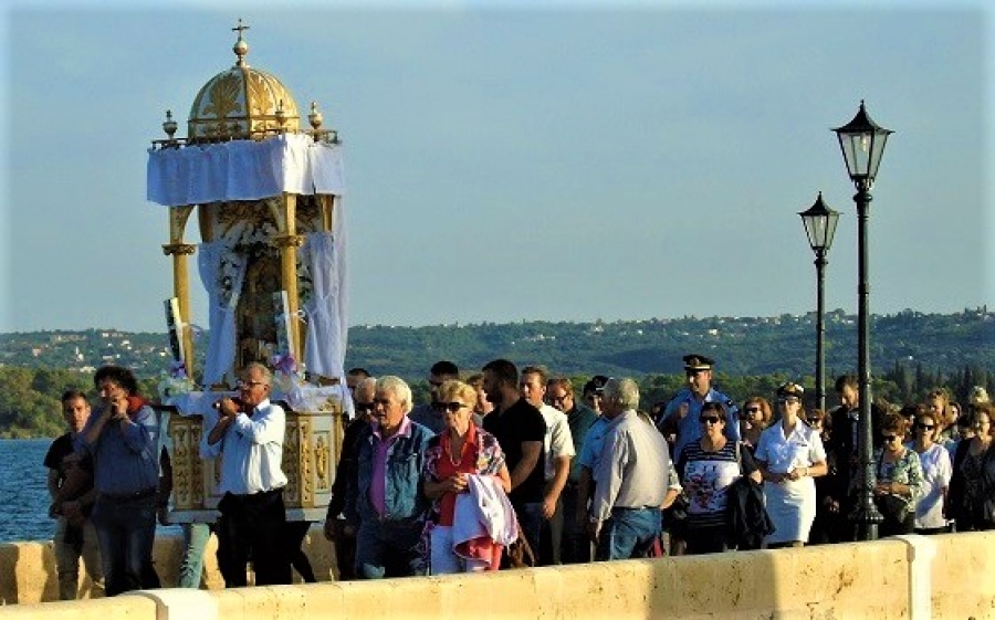 Ευχαριστήρια της Δημοτικής Κοινότητας Αργοστολίου για την Λιτανεία της Ιεράς εικόνας της Υπεραγίας Θεοτόκου Δραπάνου