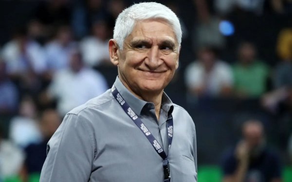 Ο Παναγιώτης Γιαννάκης στο Αργοστόλι για το 3on3 Streetball «Τάπα στη Βία &amp; τον Ρατσισμό»