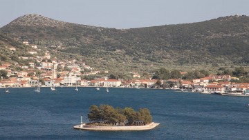 Σε Πόρο και Bαθύ προβάλλεται την Πέμπτη & την Παρασκευή το «Λουλούδια του Πελάγους»