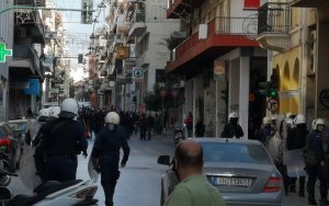 Πολυτεχνείο: Εσπασαν την απαγόρευση και στην Πάτρα, συγκέντρωση από 200 άτομα