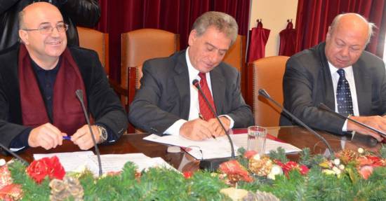 Έπεσαν οι υπογραφές για την ένταξη στο ΕΣΠΑ η ανέγερση του 1ου & 2ου Λυκείου Αργοστολίου