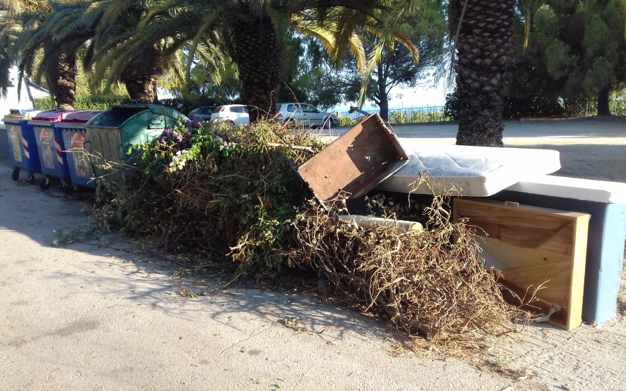 Τι γίνεται με την αποκομιδή βαρέων αντικειμένων από την Λειβαθώ;