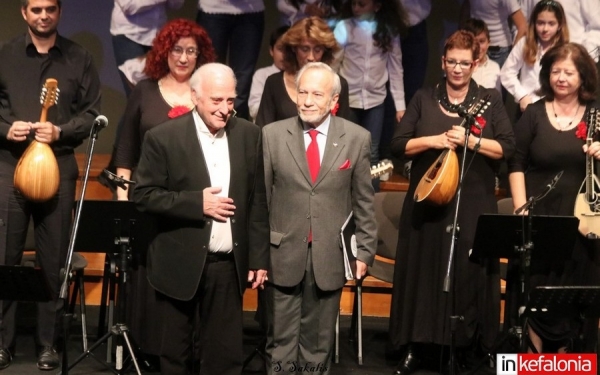 Μία εκπληκτική βραδιά με τον Γιώργο Χατζηνάσιο στο Αργοστόλι (εικόνες/video)