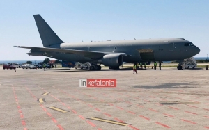 Ιταλικό πολεμικό αεροσκάφος στο αεροδρόμιο της Κεφαλονιάς, με 42 στρατιωτικούς (εικόνες)
