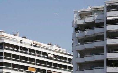 Χιλιάδες φορολογούμενοι εξοφλούν εφάπαξ τους φόρους
