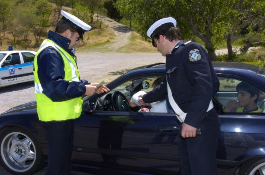 Ο απολογισμός Τροχαίας στα Ιόνια Νησιά την περίοδο των εορτών -100 παραβιάσεις στην Κεφαλονιά