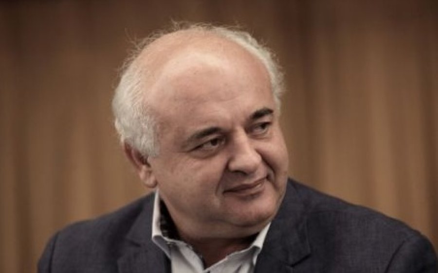 Ο Κοινοβουλευτικός εκπρόσωπος του ΚΚΕ Νίκος Καραθανασόπουλος, στον COSMOS 96,5