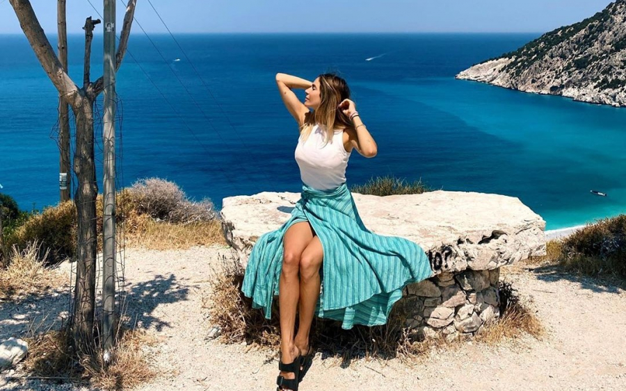 Οι αναρτήσεις της Miss Italia, Eleonora Pedron και του Fabio Troiano από την Κεφαλονιά (εικόνες)