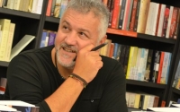 Ο Σπύρος Πετρουλάκης παρουσιάζει το βιβλίο του "Το τελευταίο δακτυλίδι" στην Κεφαλονιά