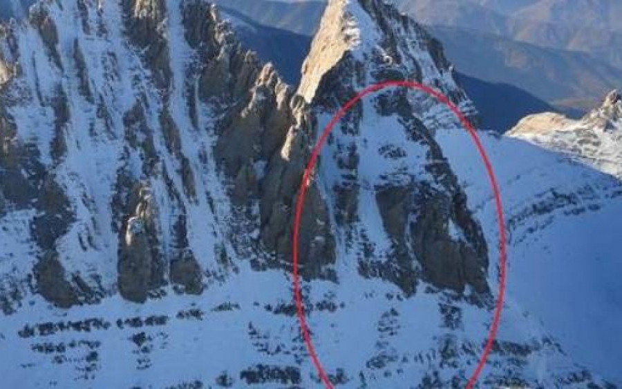 Επιχείρηση διάσωσης γυναίκας στον Ολυμπο σε υψόμετρο 2.800 μ. -Είναι σοβαρά τραυματισμένη
