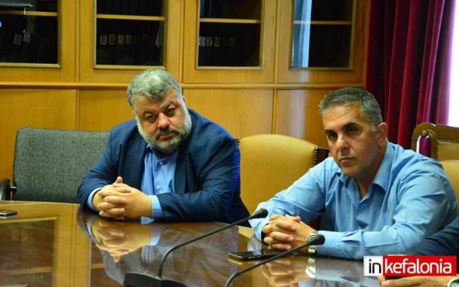 Σύναψη σύμβασης διαδημοτικής συνεργασίας Δήμου Αργοστολίου &amp; Ιθάκης