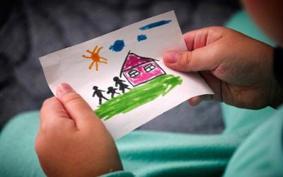 ΑΝΑΣΑ: Ποιες οι δράσεις και οι πρωτοβουλίες της ΠΙΝ για την παιδική προστασία σε θέματα υιοθεσίας και αναδοχής;