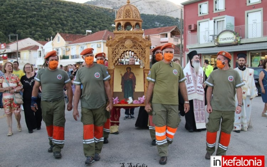 Με λαμπρότητα η λιτάνευση της εικόνας της Αγίας Ευφημίας (εικόνες + video)