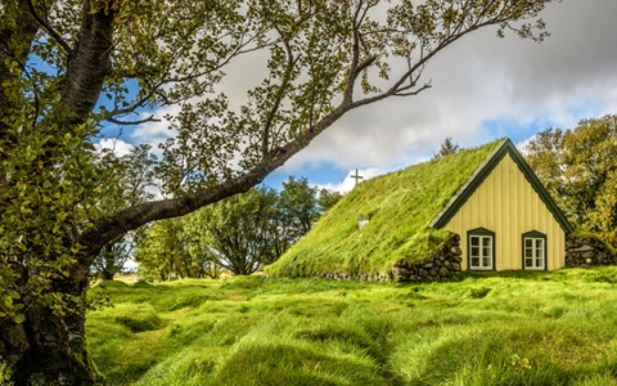 Το παραμυθένιο ισλανδικό χωριό και η ιδιαίτερη αρχιτεκτονική του!