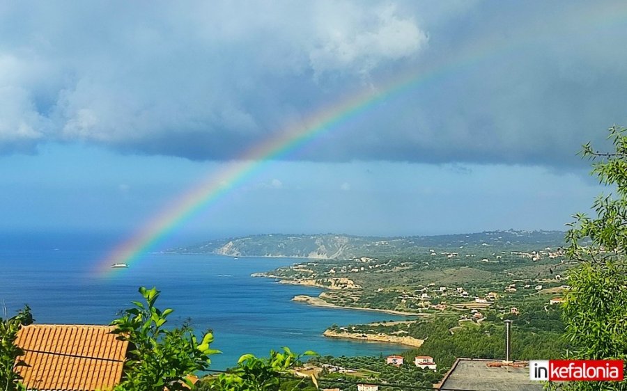 Κεφαλονιά: Και μετά τη βροχή, ένα υπέροχο ουράνιο τόξο στην Λειβαθώ! (εικόνες)