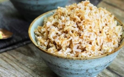 Καστανό ρύζι: Διατροφική αξία &amp; σωστός τρόπος μαγειρέματος