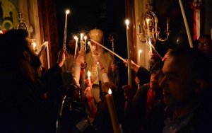Άγιο Φως: Το απόγευμα η άφιξή του στην Αθήνα, xωρίς τιμές αρχηγού κράτους
