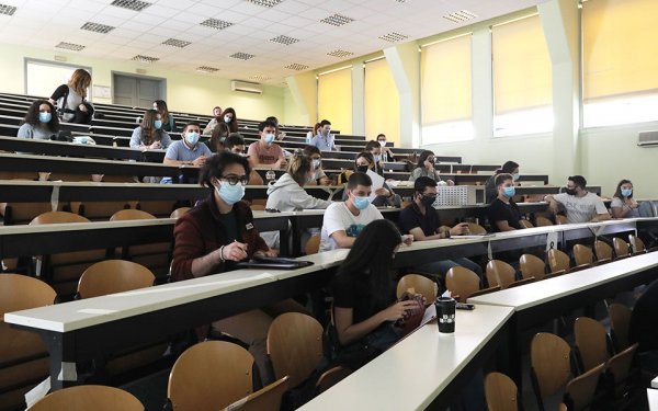 Καραμπόλες στο μηχανογραφικό ΑΕΙ