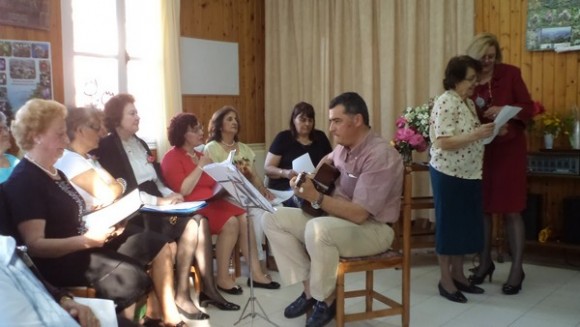 Τα Κ.Α.Π.Η. τίμησαν τη γιορτή της Μητέρας