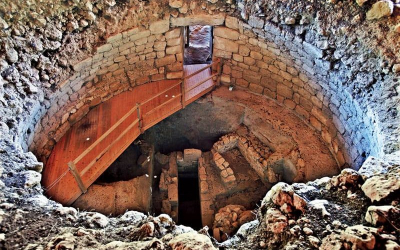 Σημαντική εξέλιξη στο θέμα του μυκηναϊκού τάφου των Τζαννάτων-  Η Υπουργός Πολιτισμού ζητά να δοθεί τελική λύση