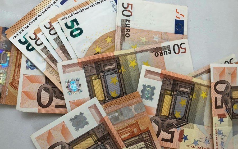 Νέα αύξηση του κατώτατου μισθού το 2026 - Πώς θα διαμορφωθεί
