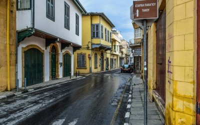 Κύπρος: Νέα αυστηρότερα μέτρα για τον κορονοϊό, απαγόρευση κυκλοφορίας από τις 21.00