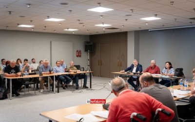 Συνεδριάζει τώρα το Δημοτικό Συμβούλιο του Δήμου Αργοστολίου για 3ο Νηπιαγωγείο και Γυμνάσιο Αργοστολίου