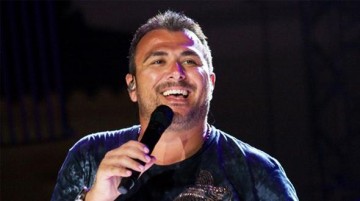 Ποια Μύκονος; Με Ρέμο στην πίστα ο «παραμυθένιος» γάμος που προετοιμάζεται στην Κεφαλονιά!