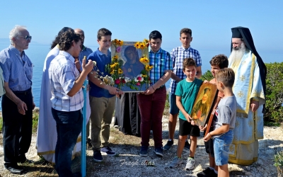 Ο ξεχωριστός εορτασμός της Παναγίας της Διώτισσας στην βραχονησίδα Δίας (εικόνες)