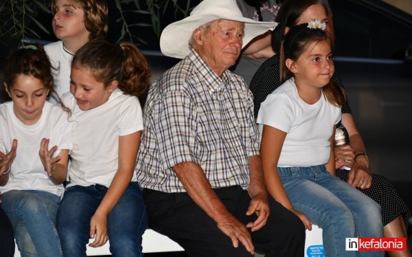 Ο «Γληγοράκης» αναβίωσε ξανά – Παράδοση, γέλιο και συγκίνηση στο Ληξούρι