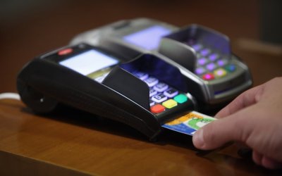 Πληρωμές με IRIS: Τι αλλάζει από Νοέμβριο - Το σύστημα που γίνεται υποχρεωτικό