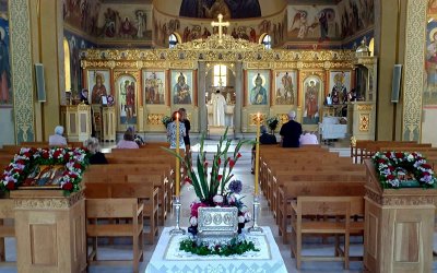 Ιερά Πανήγυρις Αγίων Φανέντων στη Βουλιαγμένη