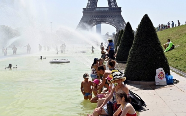 «Λιώνει» η Ευρώπη από τον καύσωνα: Θερμοκρασίες-ρεκόρ σε Γαλλία, Γερμανία, Βρετανία, Ολλανδία, Βέλγιο!