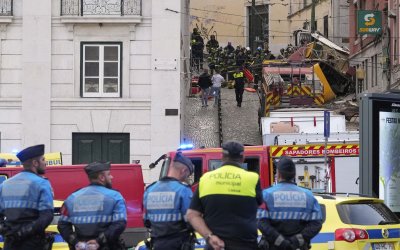 Εθνικό πένθος στην Πορτογαλία: 15 νεκροί μετά τον εκτροχιασμό ιστορικού τελεφερίκ, «έτρεχε εκτός ελέγχου»