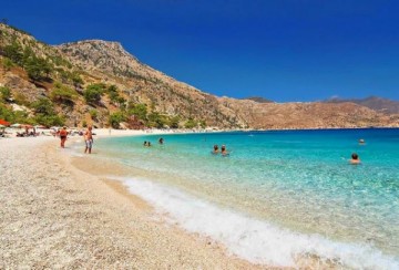 Διπλάσιες ημέρες διακοπών για τους δικαιούχους του κοινωνικού τουρισμού! Ποιοι τα δικαιούνται, σε ποια νησιά τους πάνε